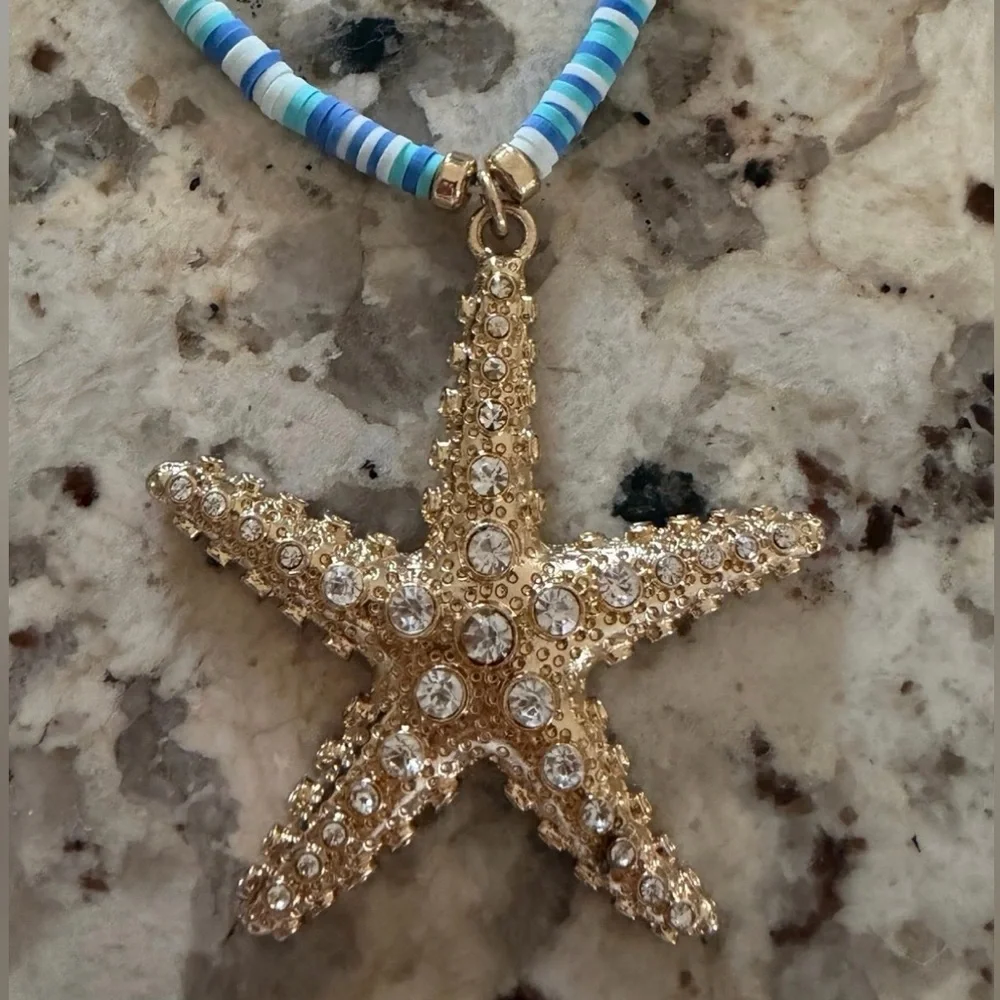 Lilly Pulitzer Gold Chain Necklace - Picture 3 of 3